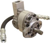 UW70003     Hydraulic Pump with Hose-New--Replaces 30624491