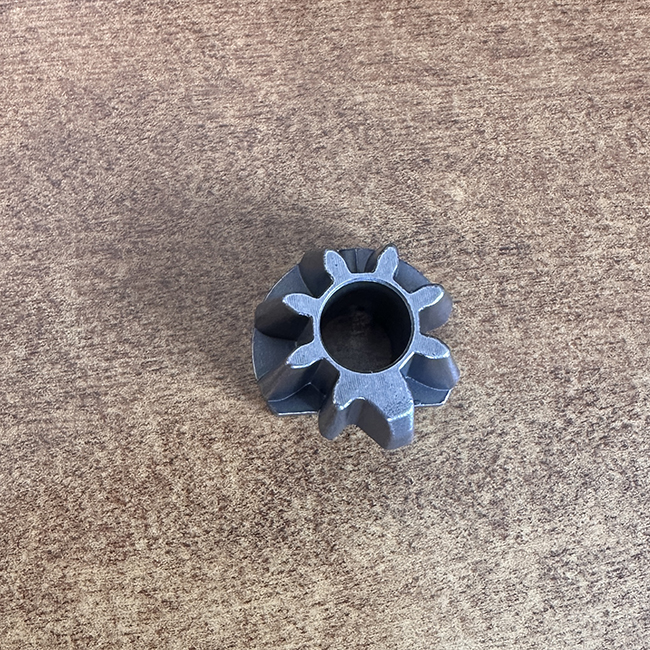 JDSQE44026  Pinion, New - E44026